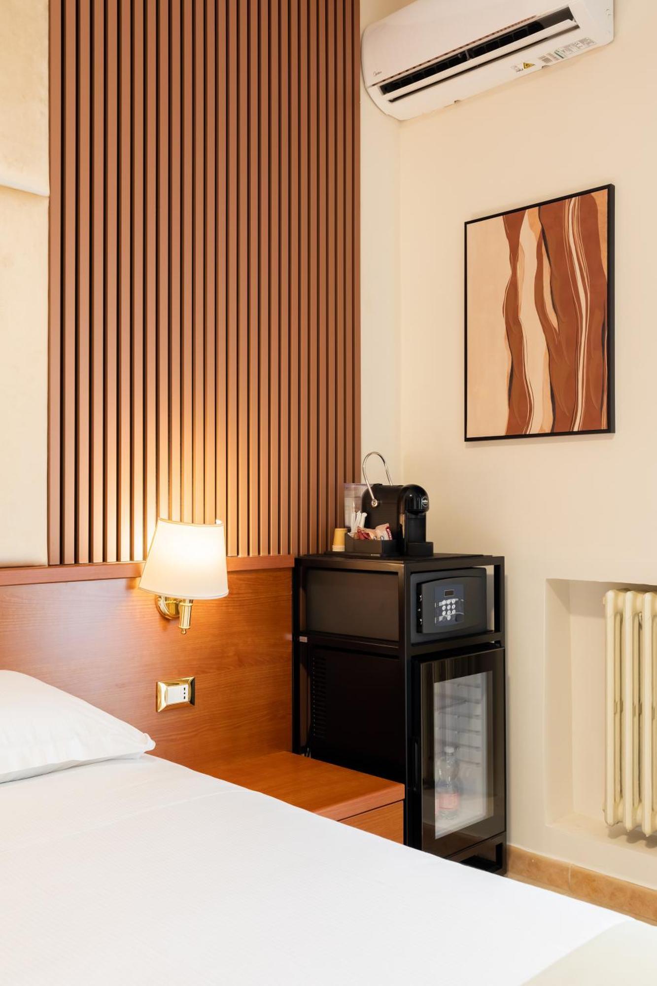 Albadomus Affittacamere O Guesthouse 로마 외부 사진
