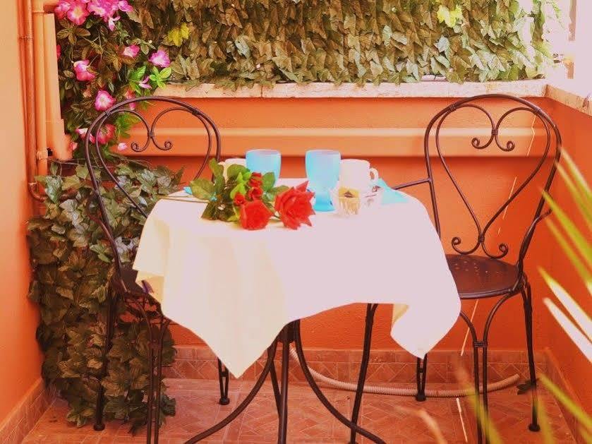 Albadomus Affittacamere O Guesthouse 로마 외부 사진